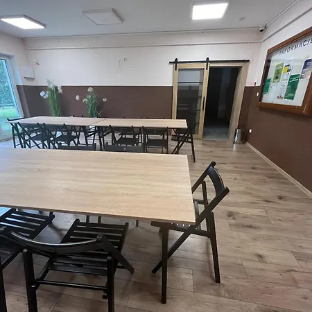 Szkolne Schronisko Mlodziezowe W Smiglu Hostel Smigiel