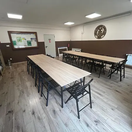 Szkolne Schronisko Mlodziezowe W Smiglu Hostel Smigiel