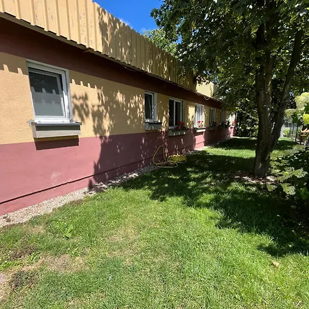 Hostel Szkolne Schronisko Mlodziezowe W Smiglu Smigiel