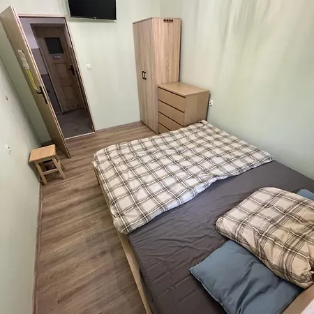 Hostel Szkolne Schronisko Mlodziezowe W Smiglu *
