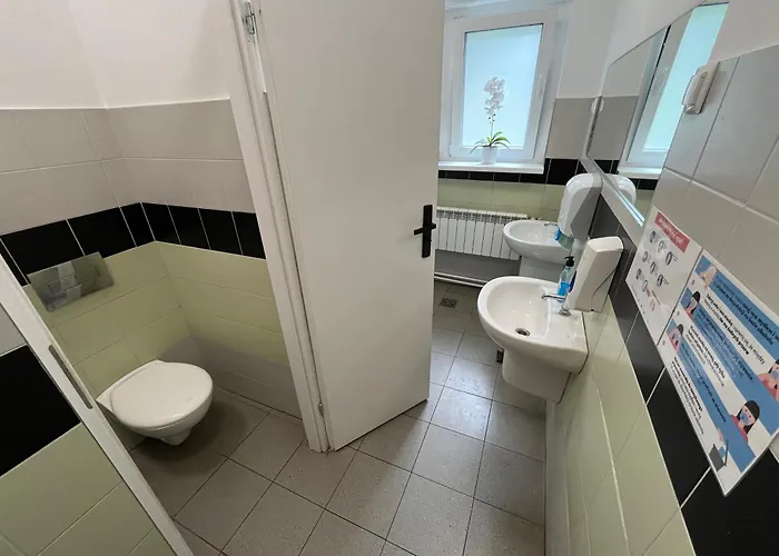 Szkolne Schronisko Mlodziezowe W Smiglu *