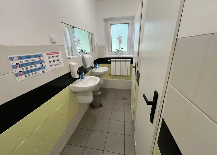 Szkolne Schronisko Mlodziezowe W Smiglu