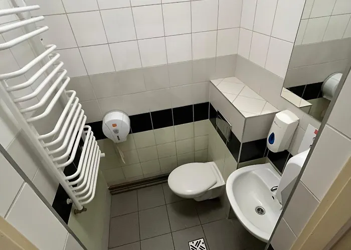 Ostello Szkolne Schronisko Mlodziezowe W Smiglu